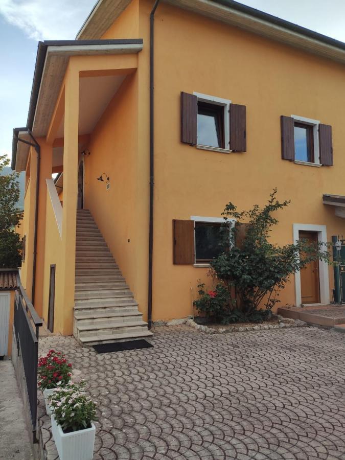 B&B Al Solito Posto LʼAquila Zewnętrze zdjęcie